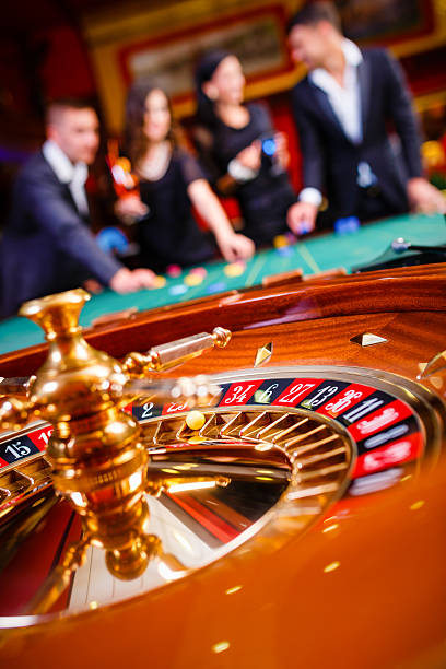 Live roulette wheel spinning with countdown timer